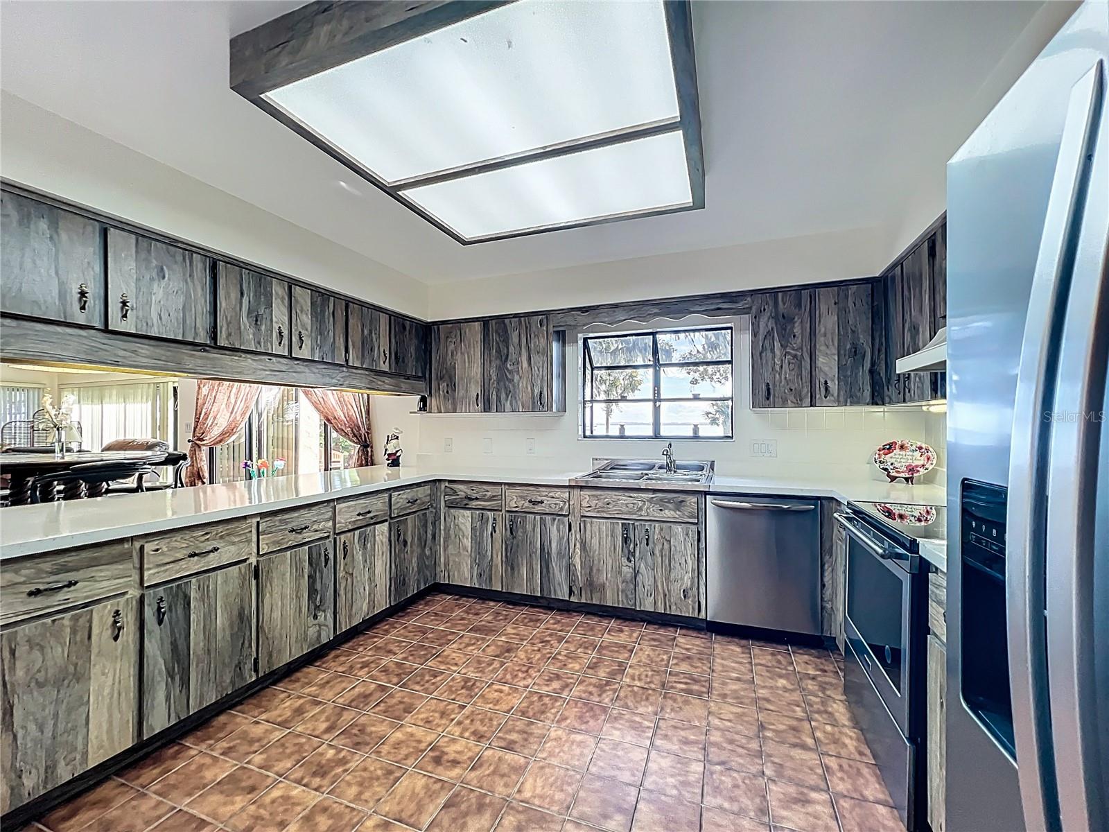 35312 W GRIFFIN DR, FRUITLAND PARK, FL, 34731