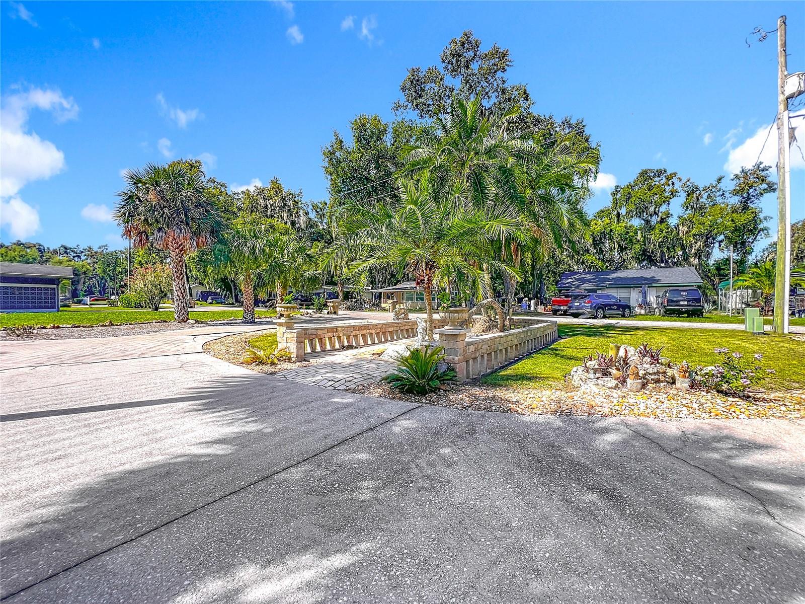 35312 W GRIFFIN DR, FRUITLAND PARK, FL, 34731