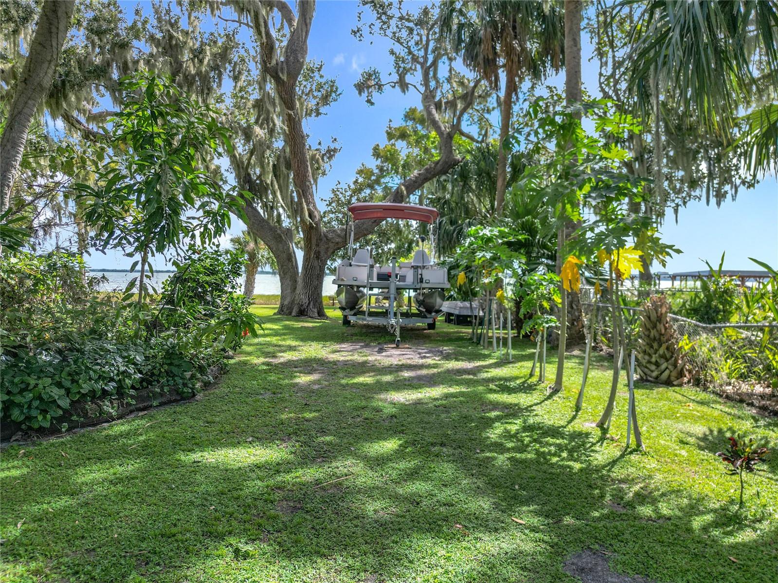 35312 W GRIFFIN DR, FRUITLAND PARK, FL, 34731