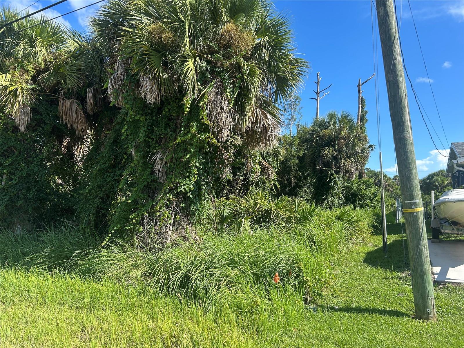 9041 FRUITLAND AVE, ENGLEWOOD, FL, 34224