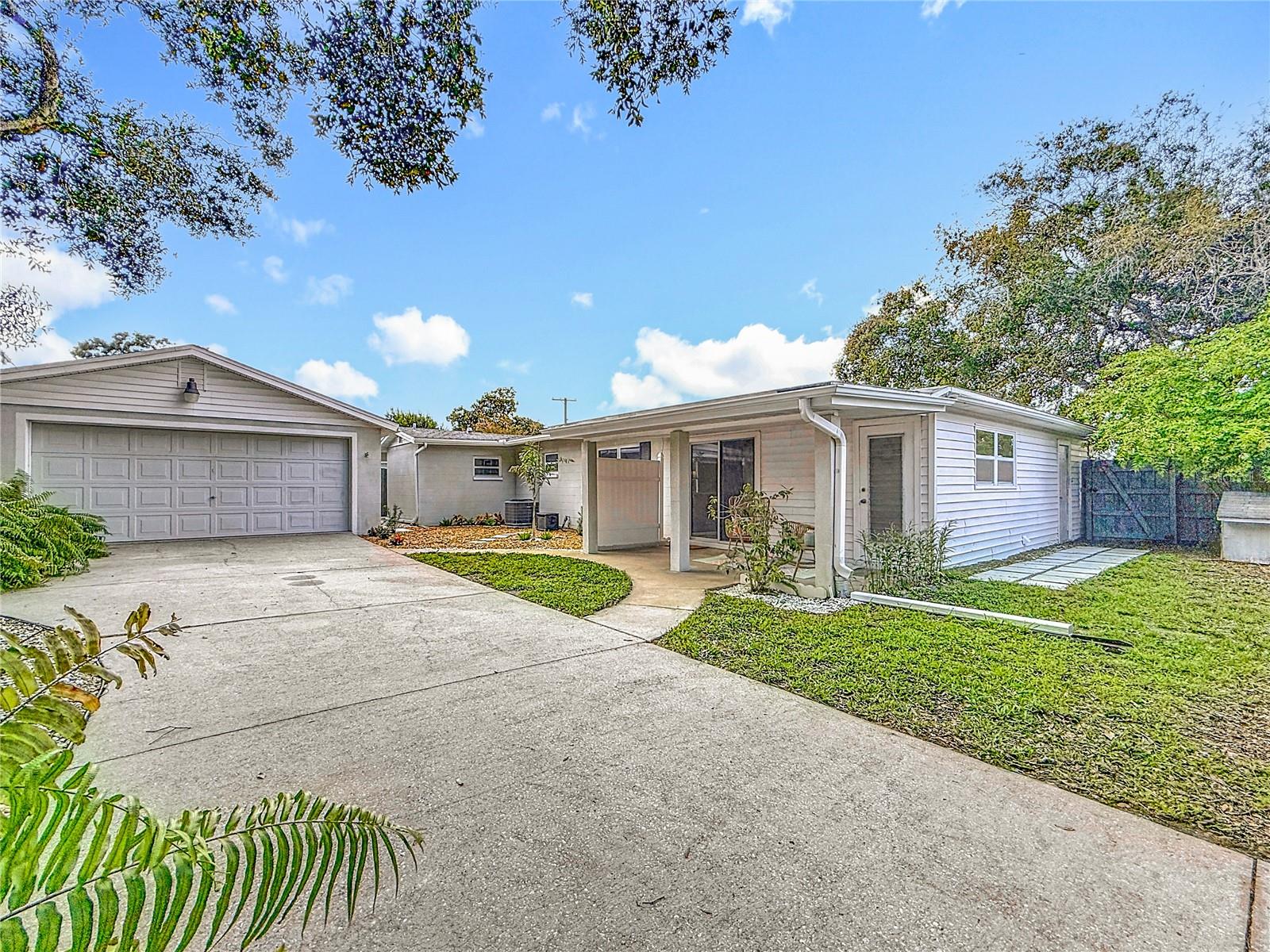 3702 W WALLACE AVE, TAMPA, FL, 33611