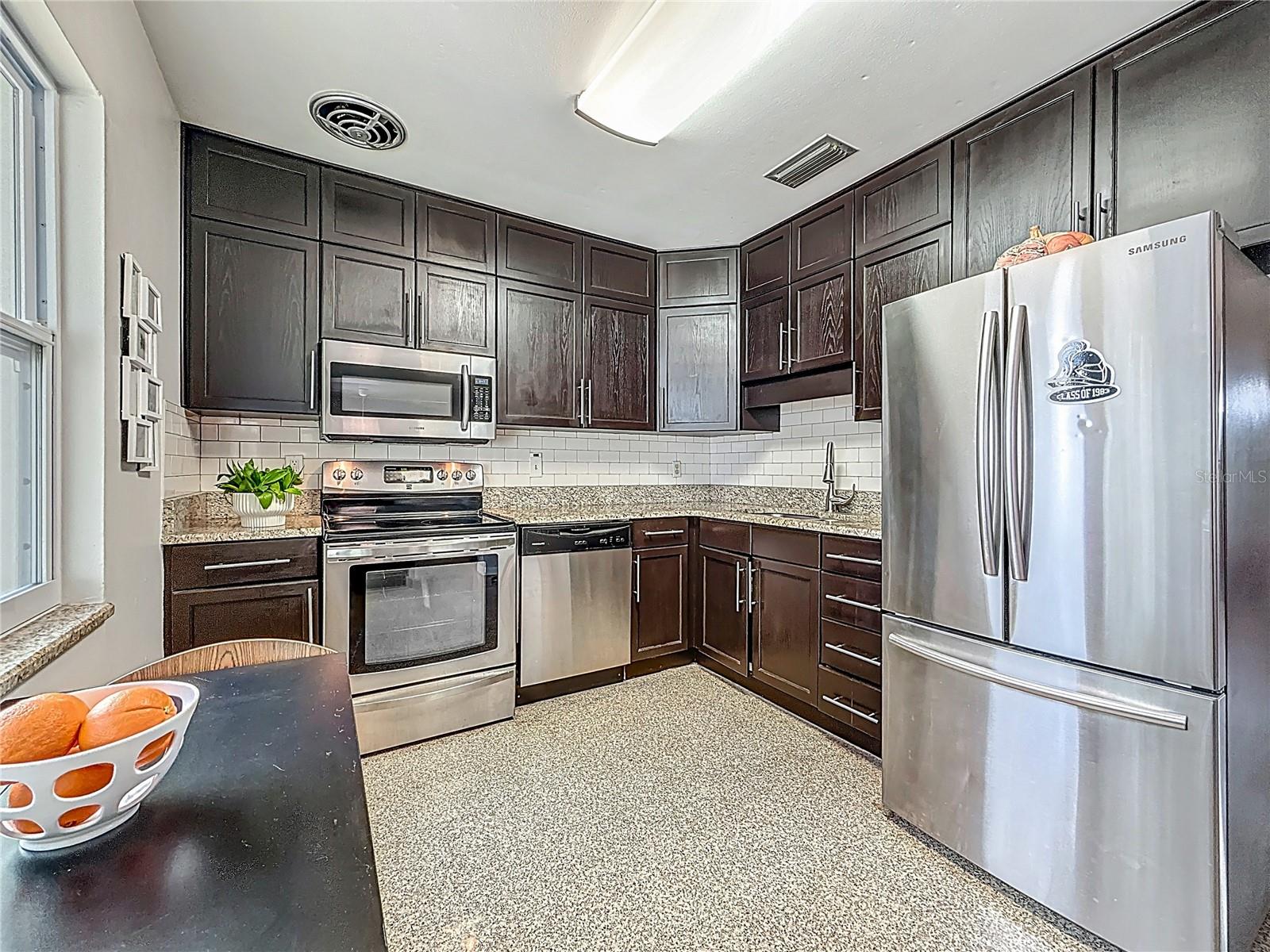 3702 W WALLACE AVE, TAMPA, FL, 33611