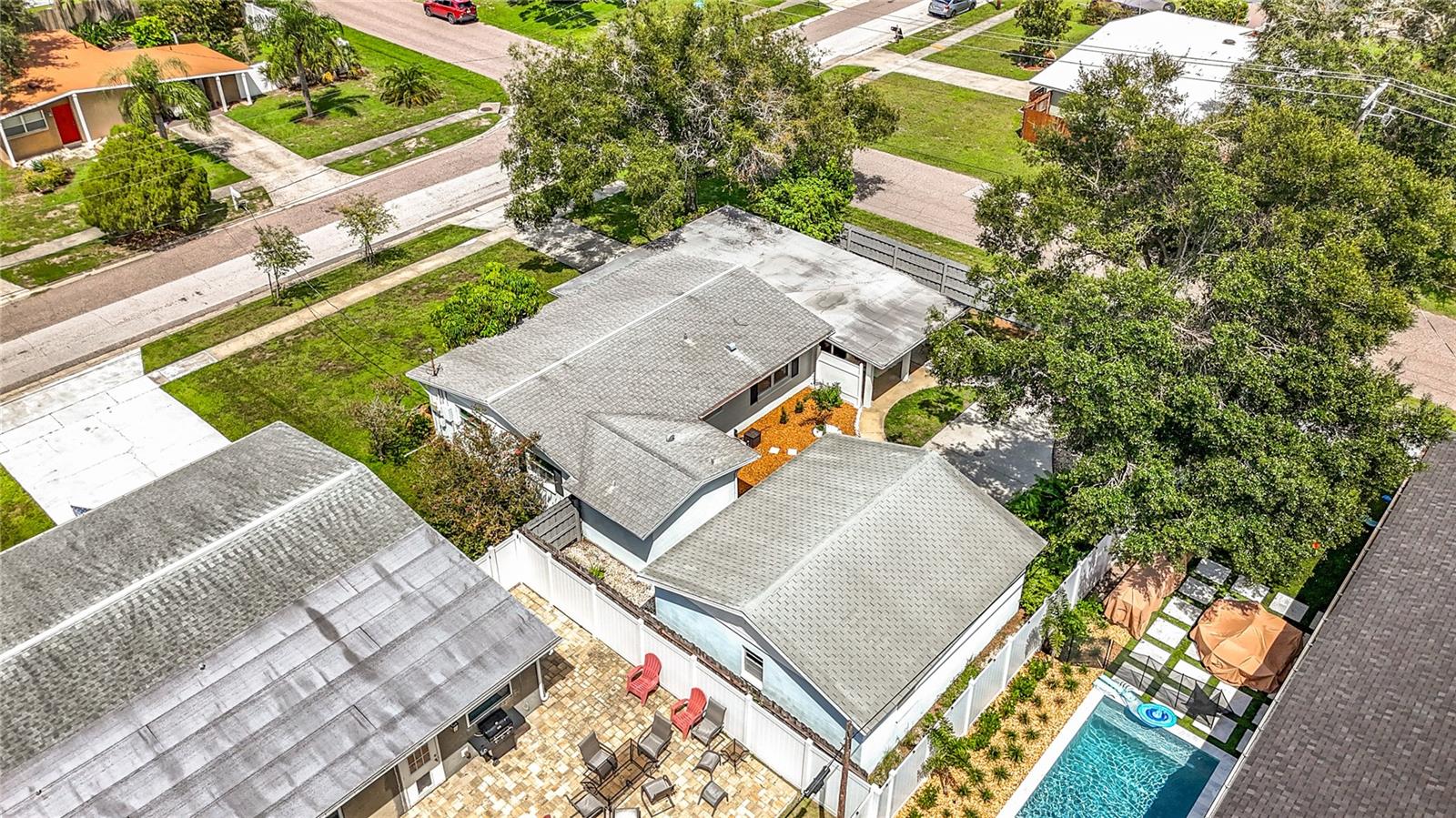 3702 W WALLACE AVE, TAMPA, FL, 33611