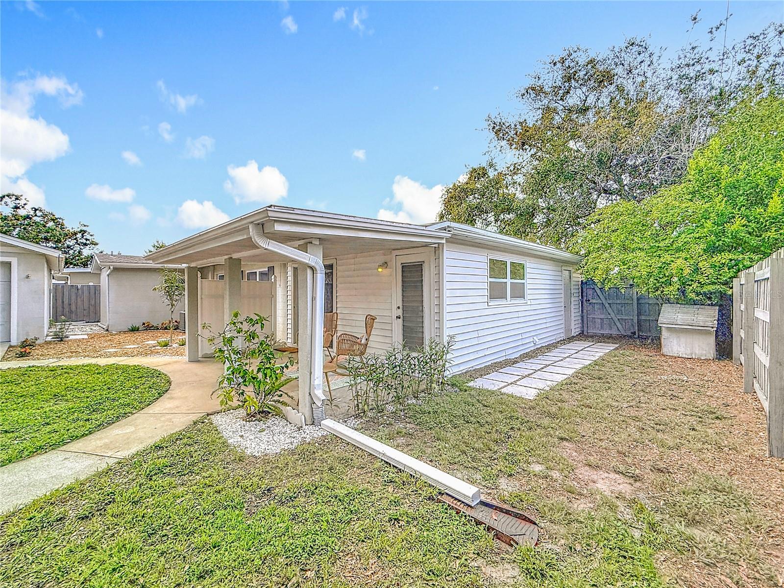 3702 W WALLACE AVE, TAMPA, FL, 33611