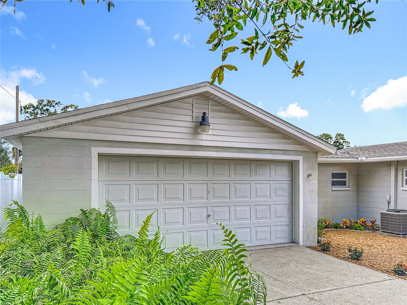 3702 W WALLACE AVE, TAMPA, FL, 33611