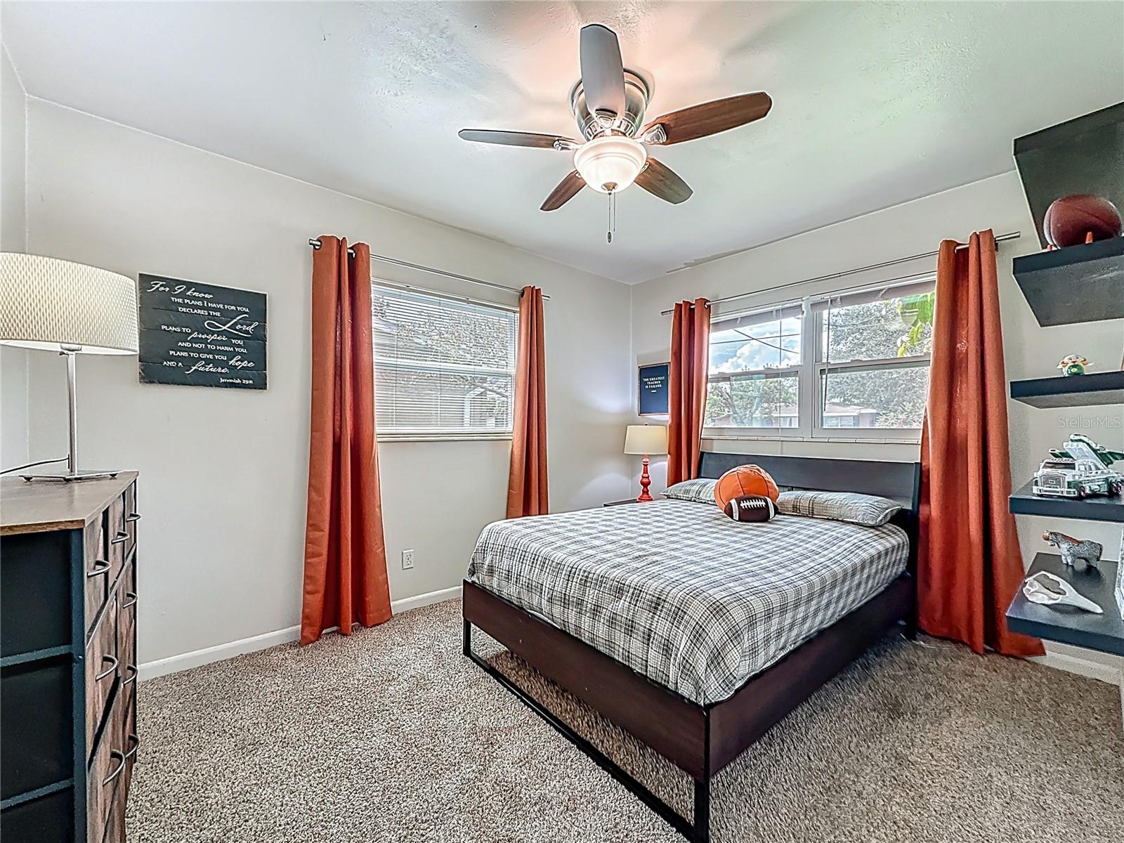 3702 W WALLACE AVE, TAMPA, FL, 33611