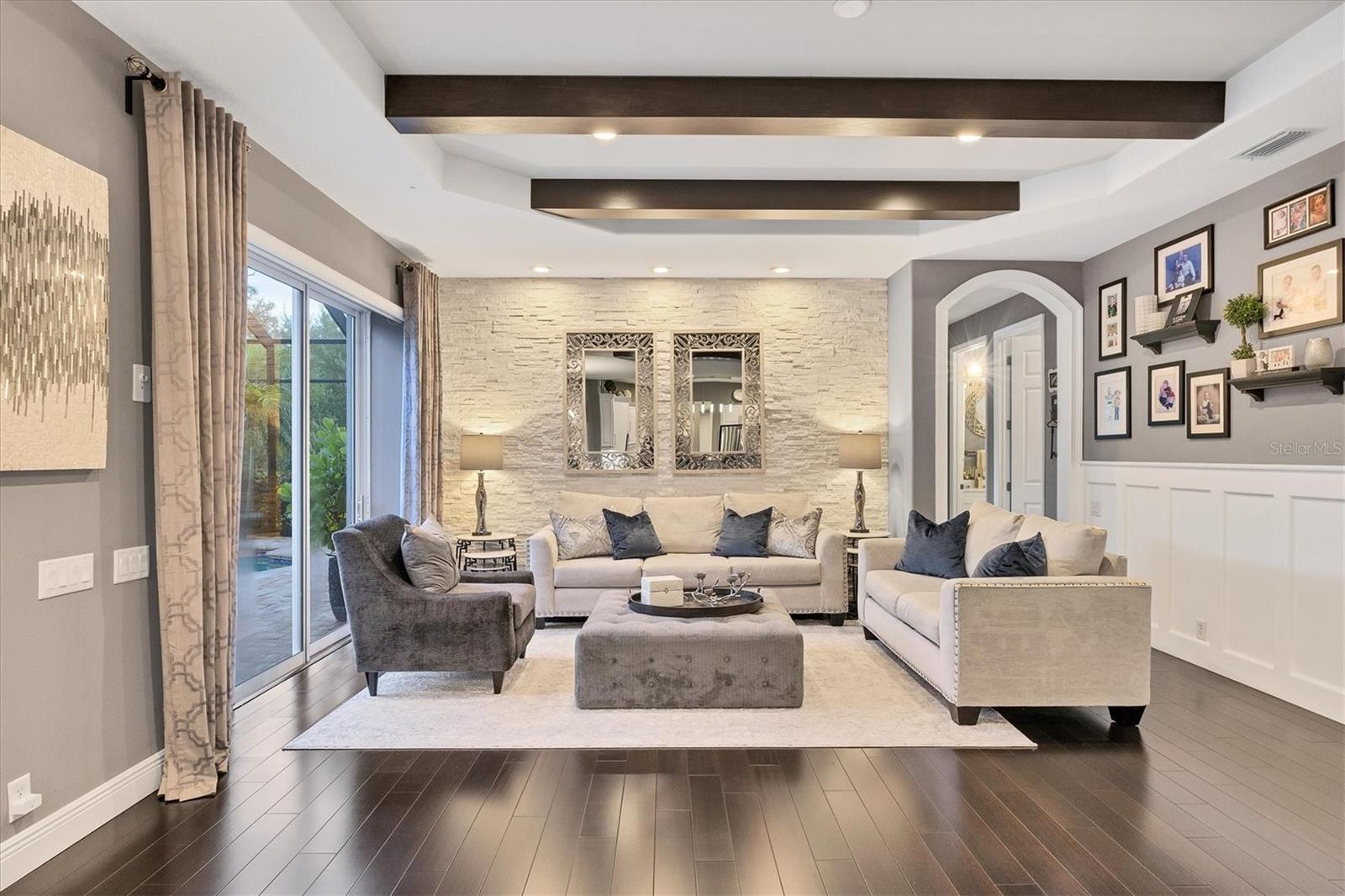 A4663948 Property Photo