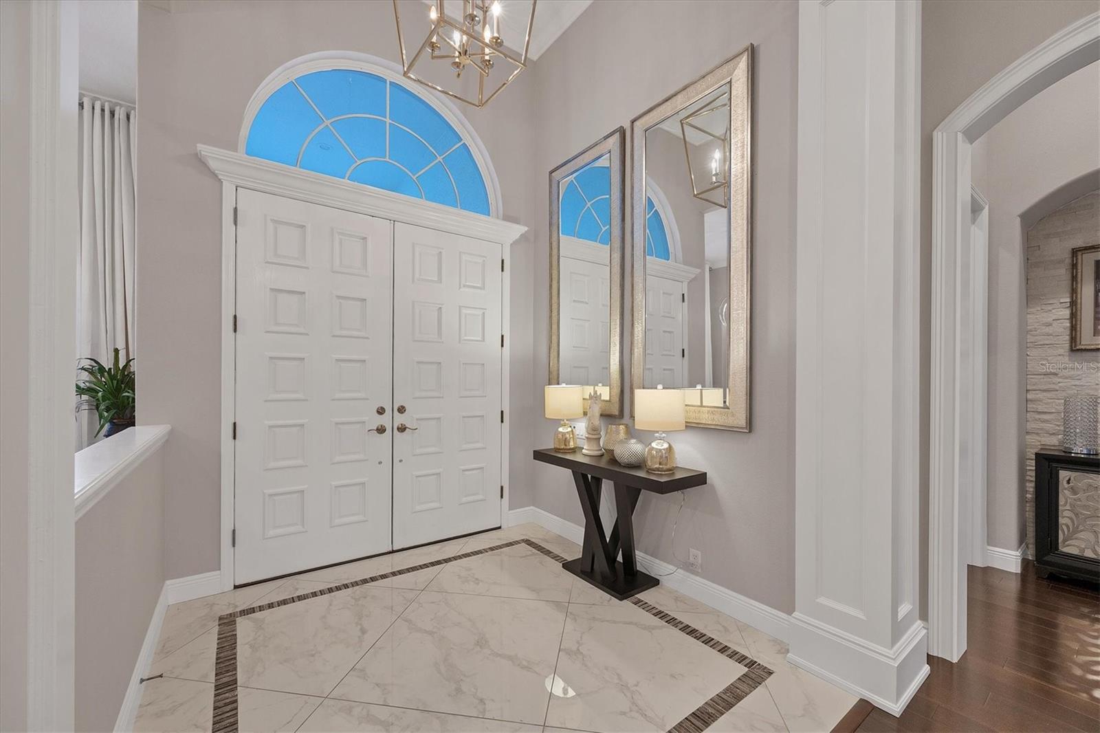 A4663948 Property Photo