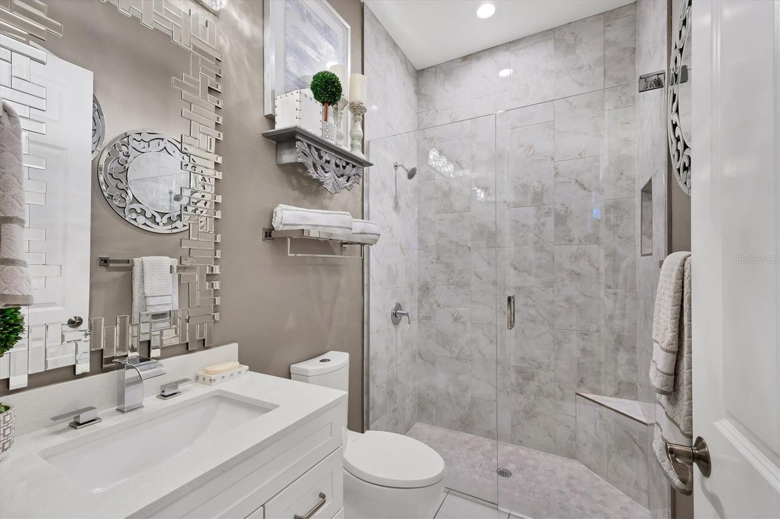 A4663948 Property Photo