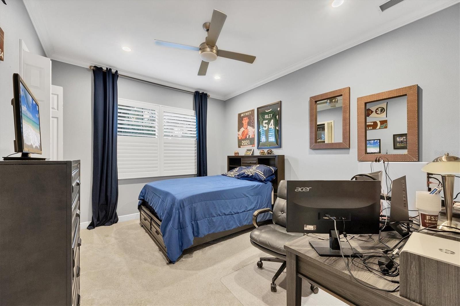 A4663948 Property Photo