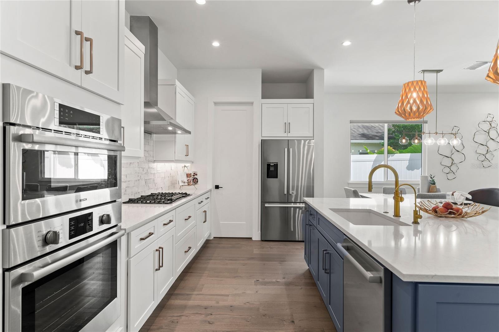 2219 MUSSELWHITE AVE, ORLANDO, FL, 32804