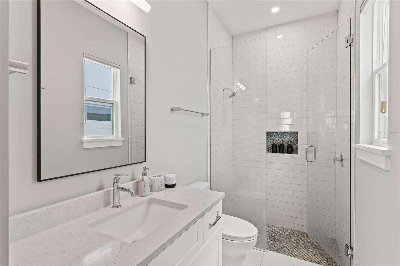 2219 MUSSELWHITE AVE, ORLANDO, FL, 32804