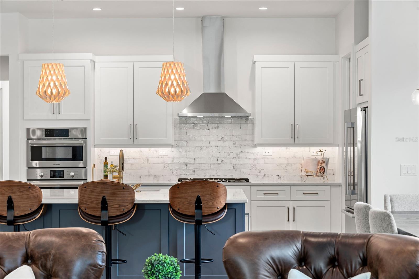 2219 MUSSELWHITE AVE, ORLANDO, FL, 32804