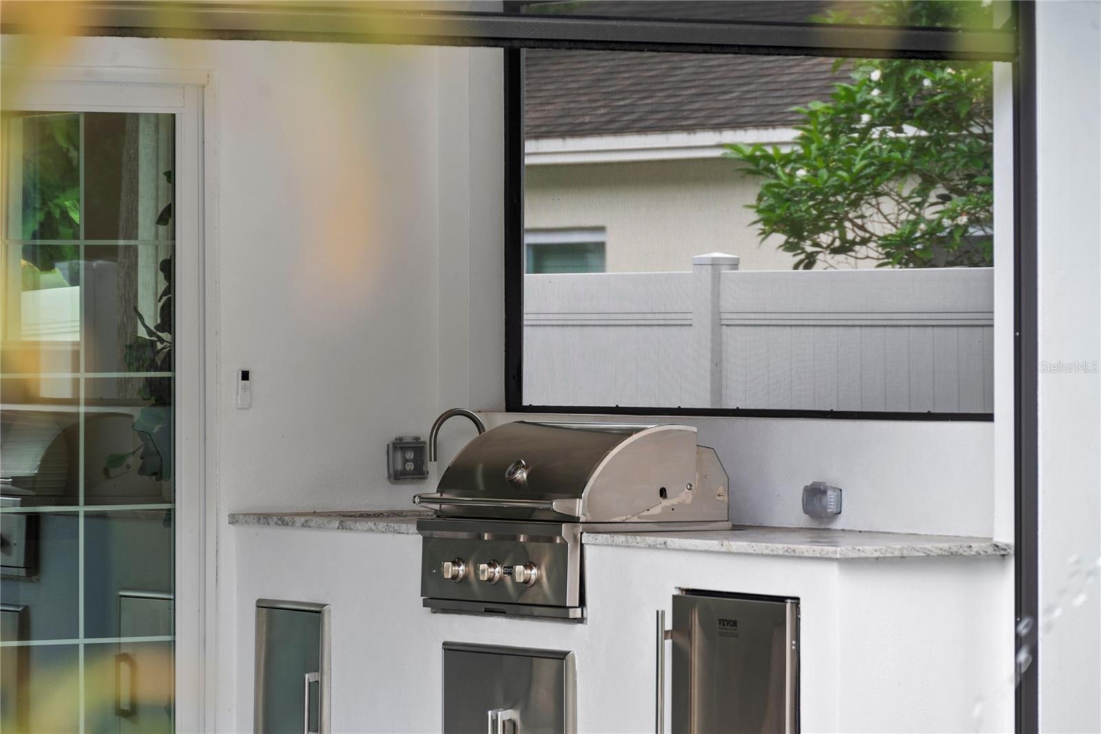 2219 MUSSELWHITE AVE, ORLANDO, FL, 32804