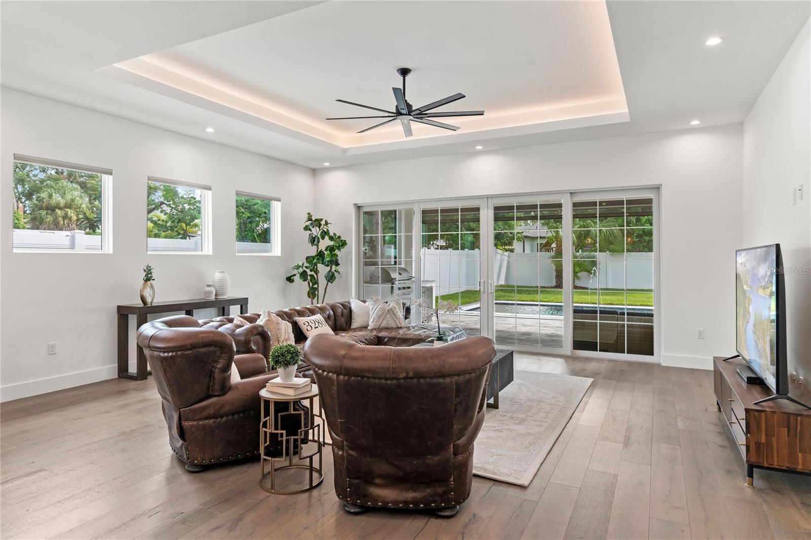 2219 MUSSELWHITE AVE, ORLANDO, FL, 32804