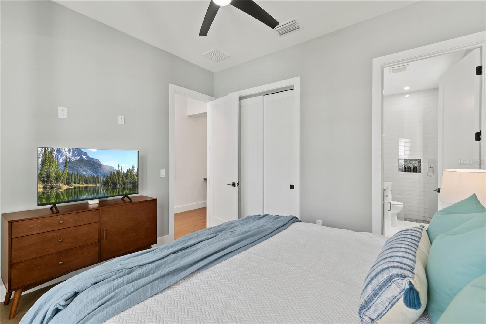 2219 MUSSELWHITE AVE, ORLANDO, FL, 32804