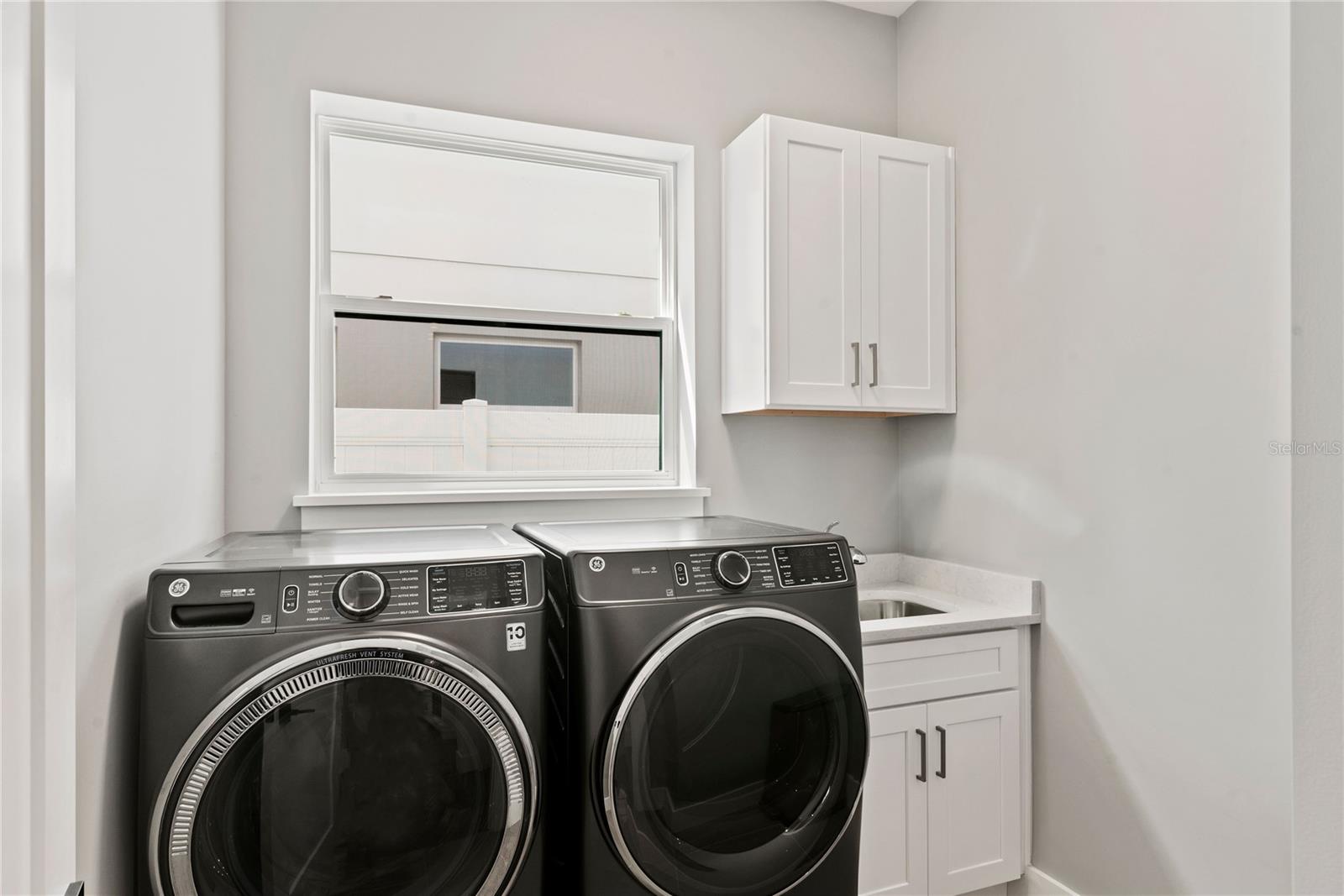 2219 MUSSELWHITE AVE, ORLANDO, FL, 32804