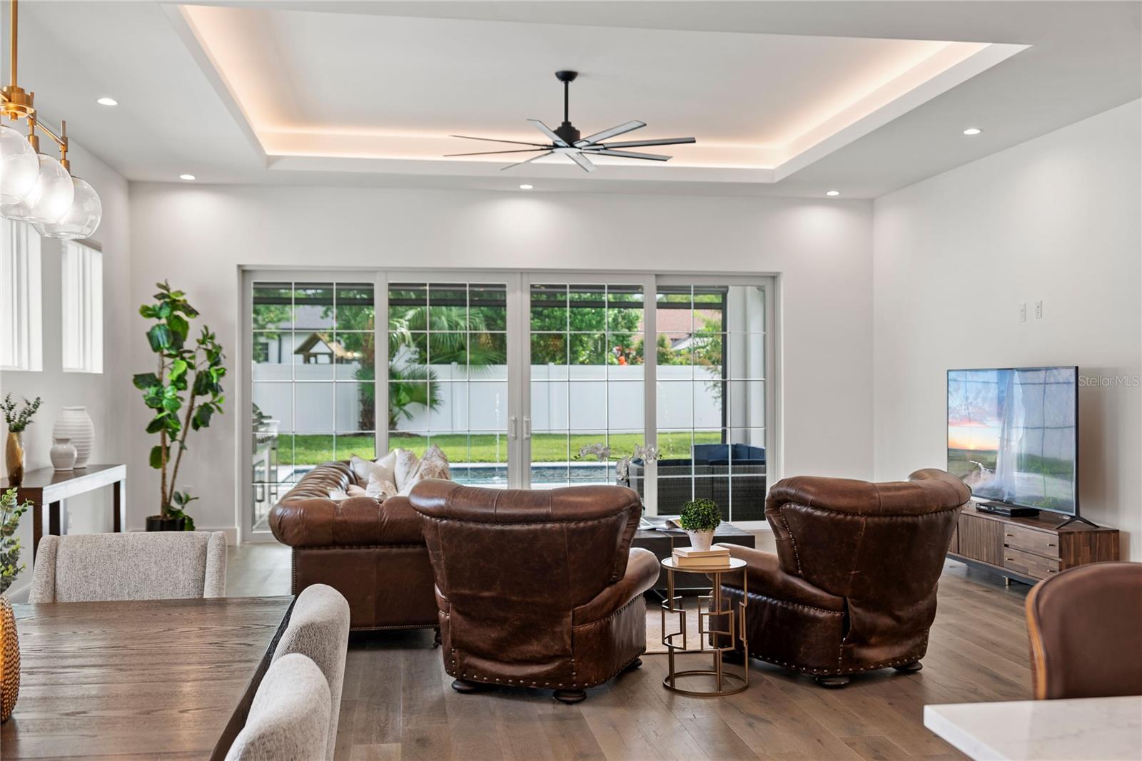 2219 MUSSELWHITE AVE, ORLANDO, FL, 32804