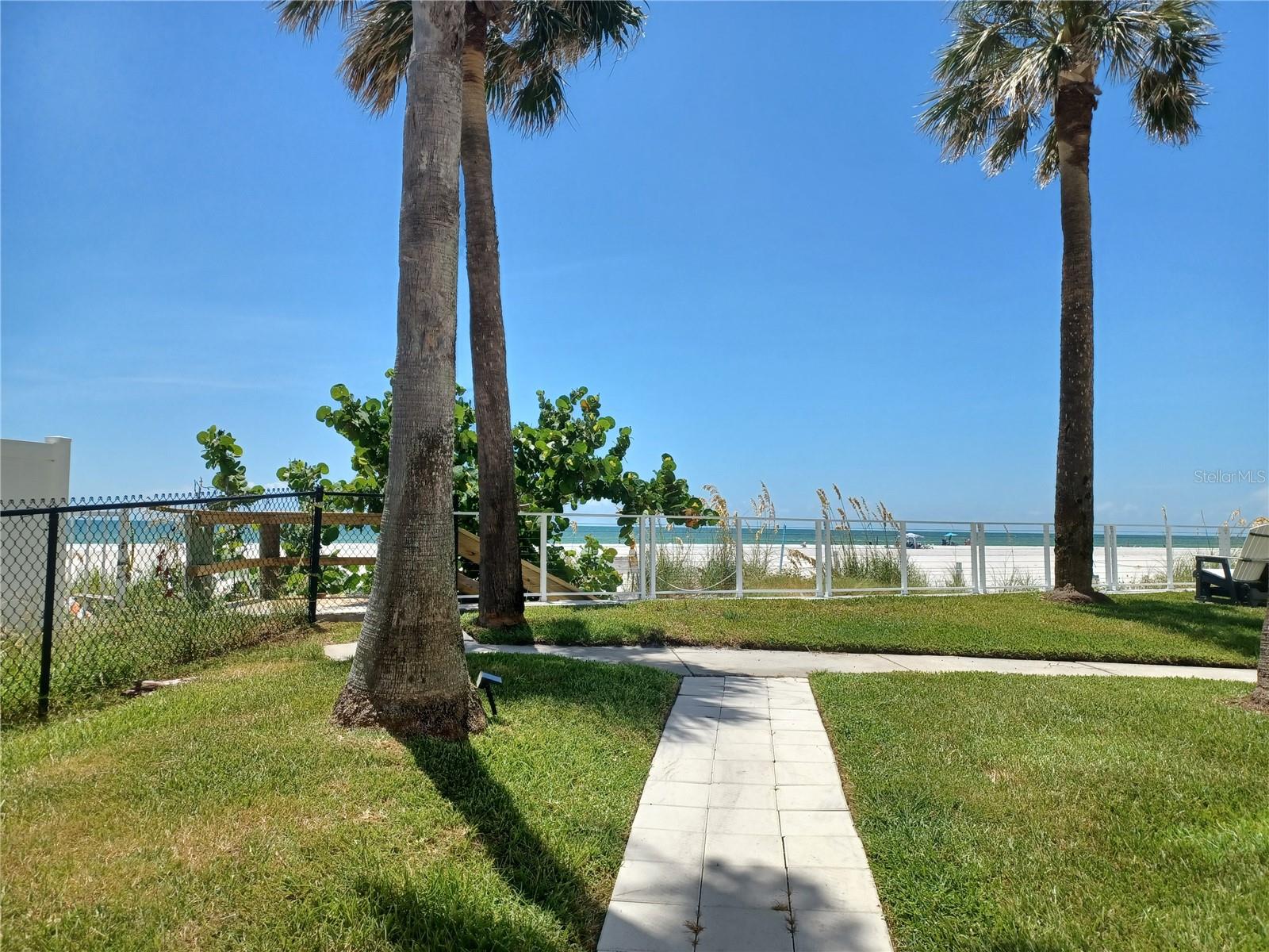 17960 GULF BLVD #118, REDINGTON SHORES, FL, 33708