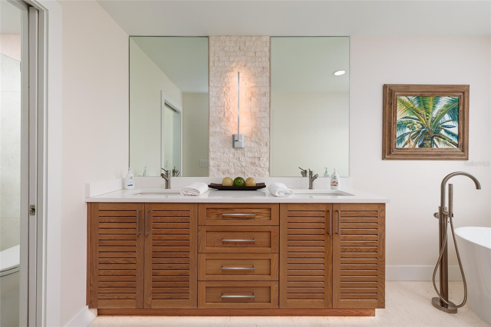 903 PINELLAS BAYWAY S #104, TIERRA VERDE, FL, 33715