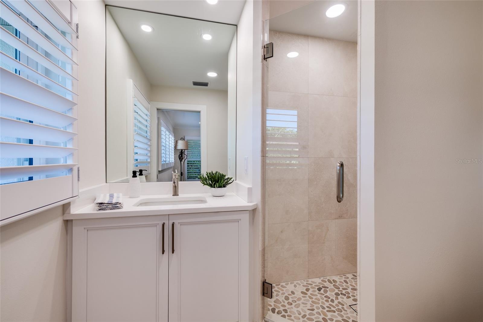 903 PINELLAS BAYWAY S #104, TIERRA VERDE, FL, 33715