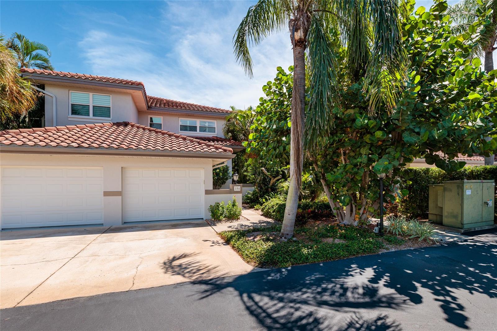 903 PINELLAS BAYWAY S #104, TIERRA VERDE, FL, 33715