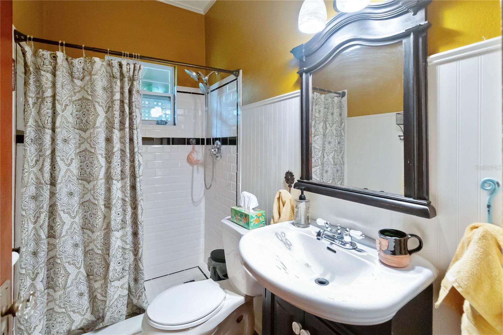 245 N CENTRAL AVE, APOPKA, FL, 32703