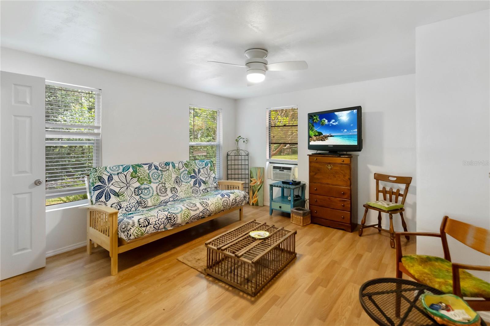 245 N CENTRAL AVE, APOPKA, FL, 32703