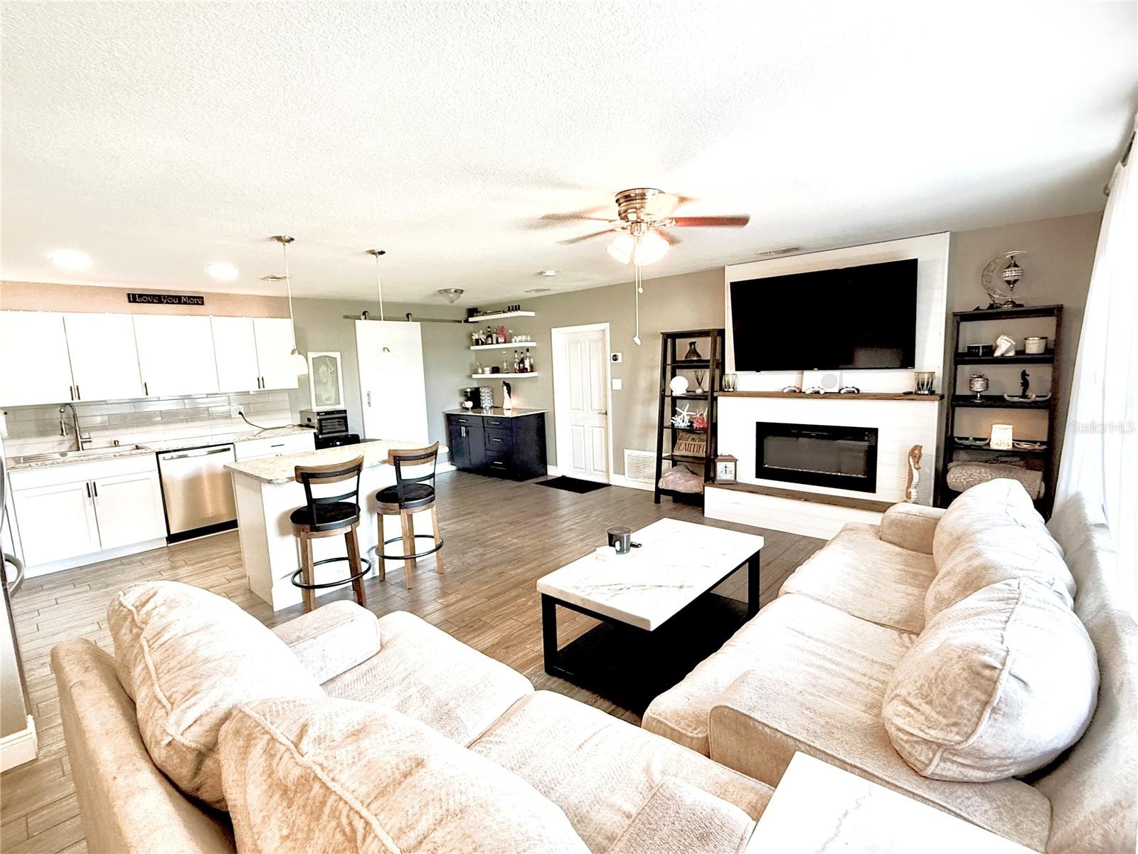 2815 SOUTHERN PKWY W, BRADENTON, FL, 34205