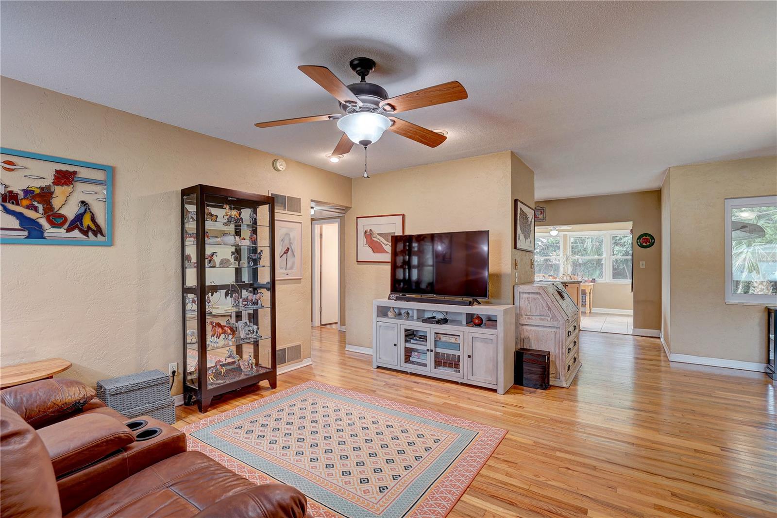 3124 31ST AVE N, ST PETERSBURG, FL, 33713