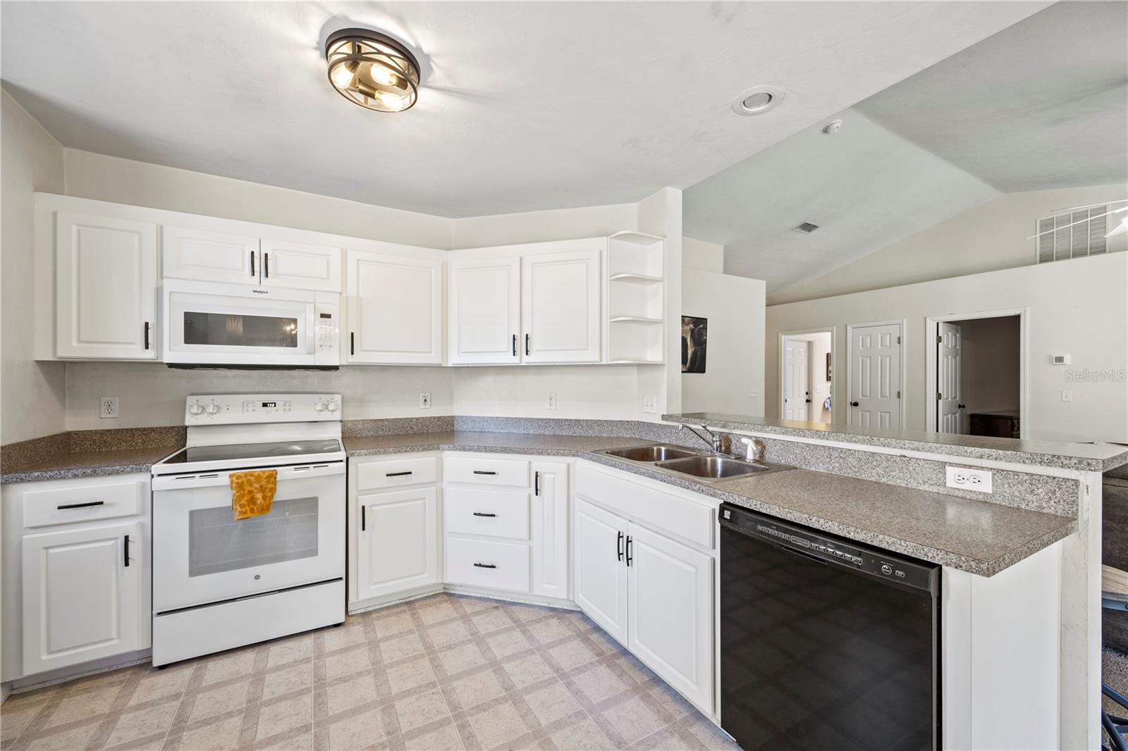 23633 NW 3RD AVE, NEWBERRY, FL, 32669