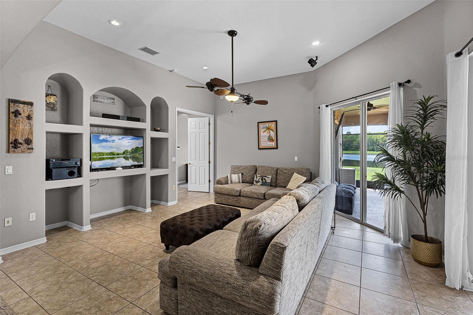 19250 NEWBURG ST, ORLANDO, FL, 32833