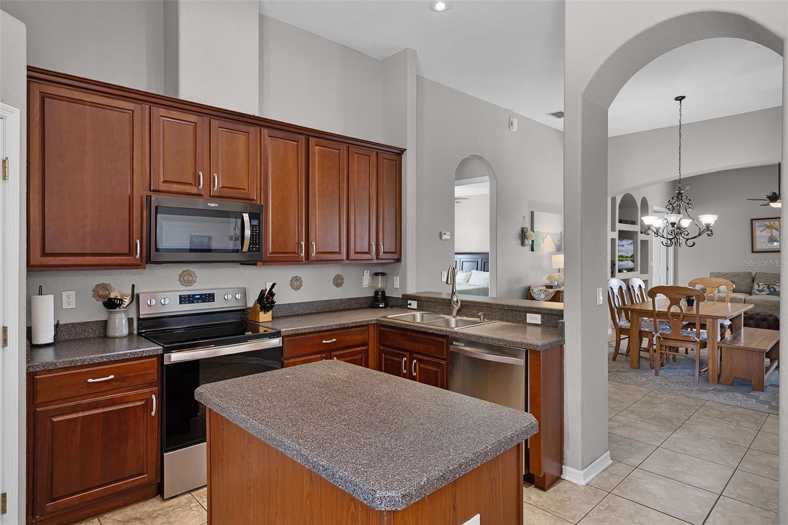 19250 NEWBURG ST, ORLANDO, FL, 32833