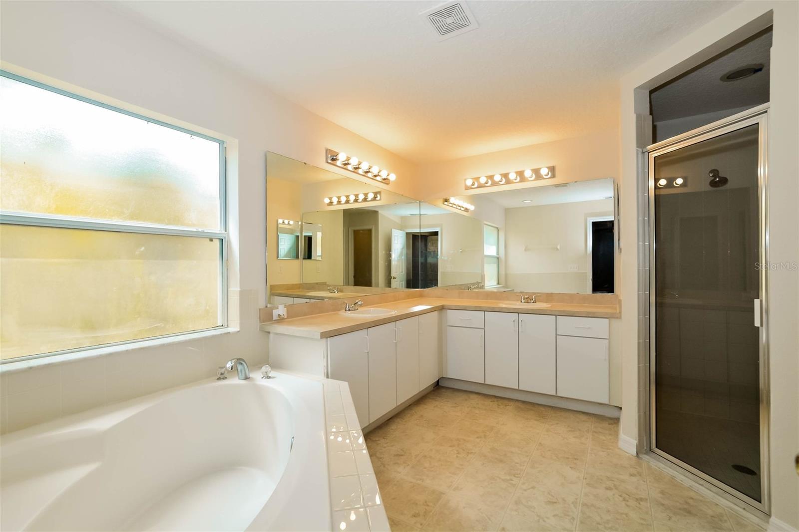 2046 NEWTOWN RD, GROVELAND, FL, 34736