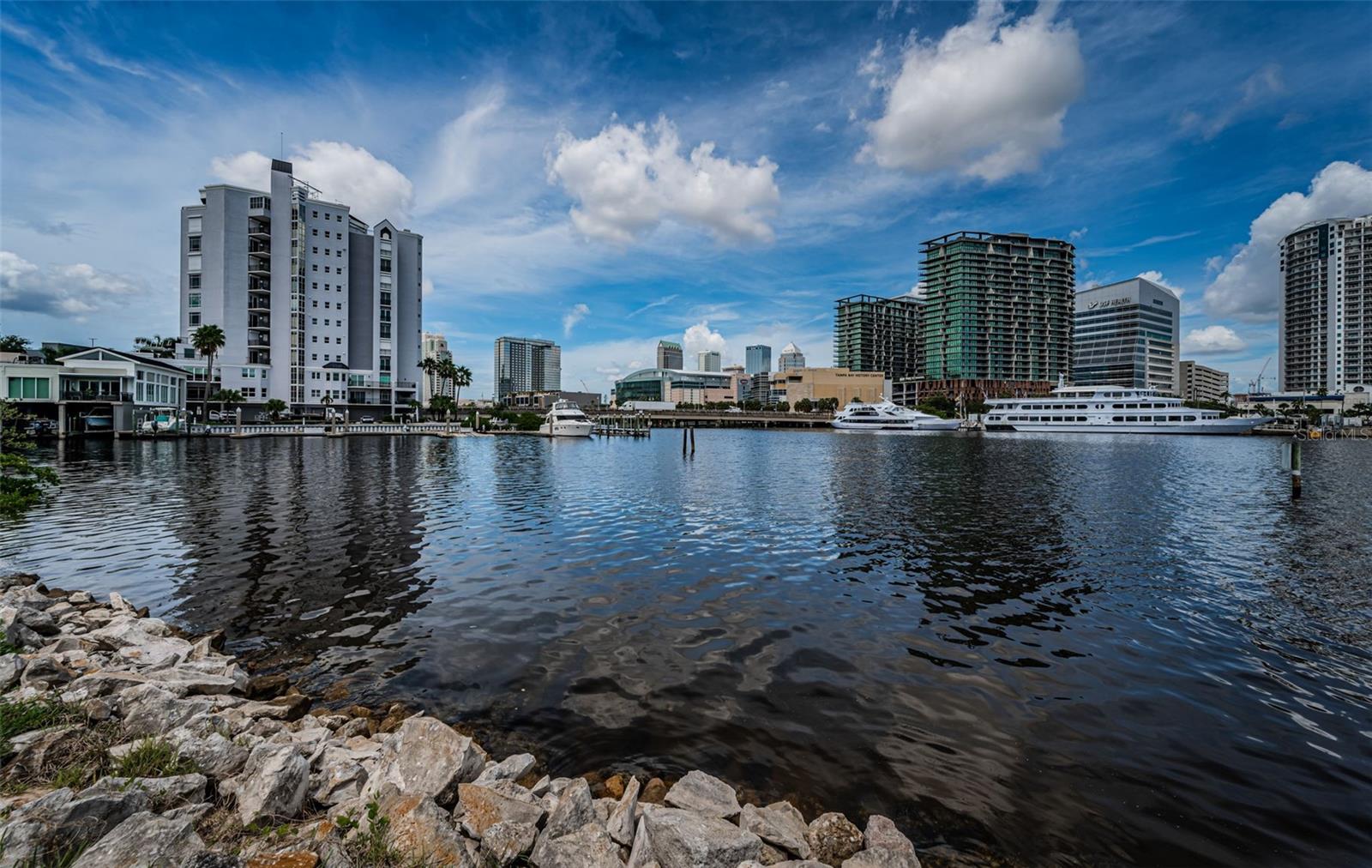 603 FATHOM CT, TAMPA, FL, 33602