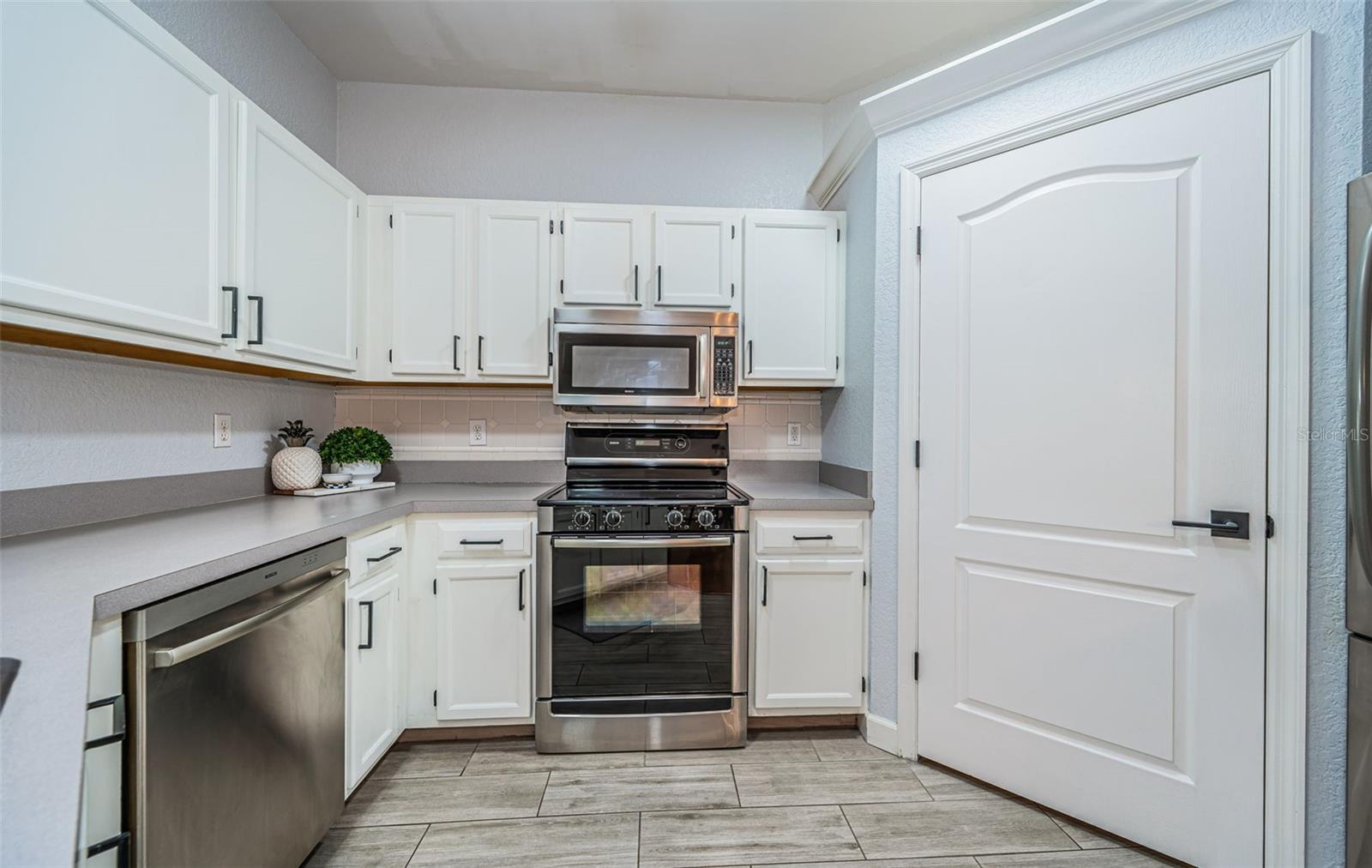 603 FATHOM CT, TAMPA, FL, 33602