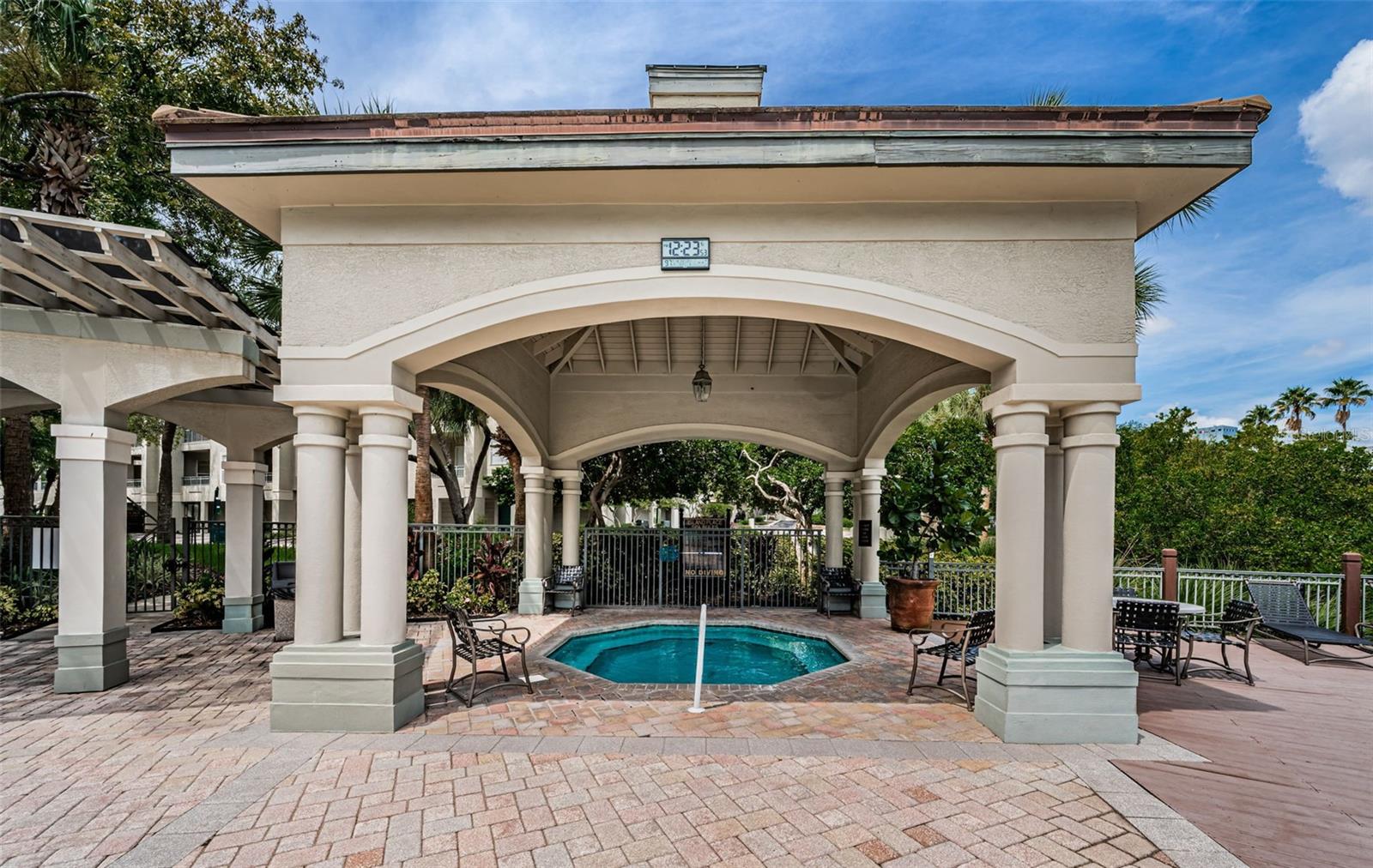 603 FATHOM CT, TAMPA, FL, 33602