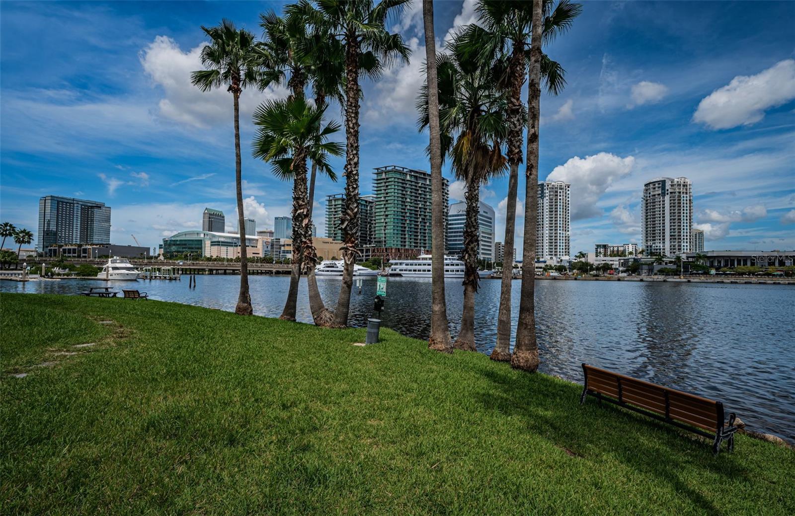 603 FATHOM CT, TAMPA, FL, 33602