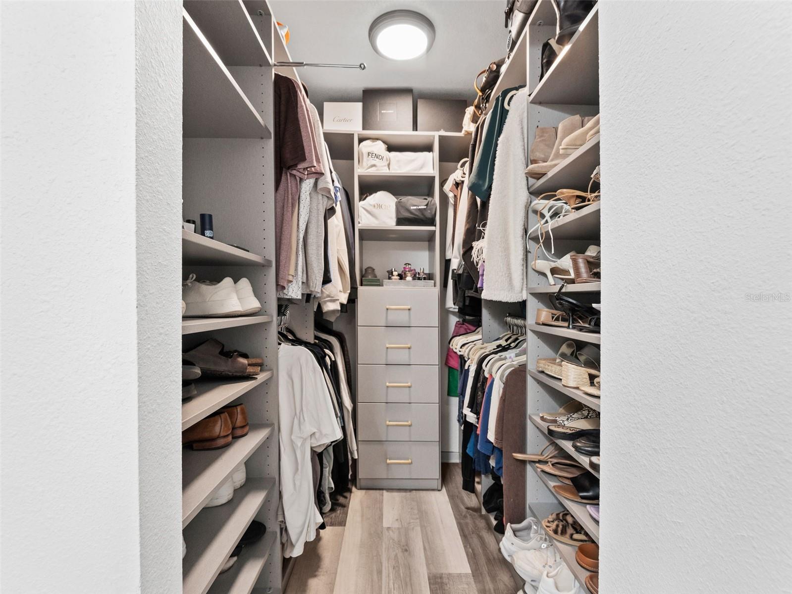 5012 N BRANCH AVE, TAMPA, FL, 33603