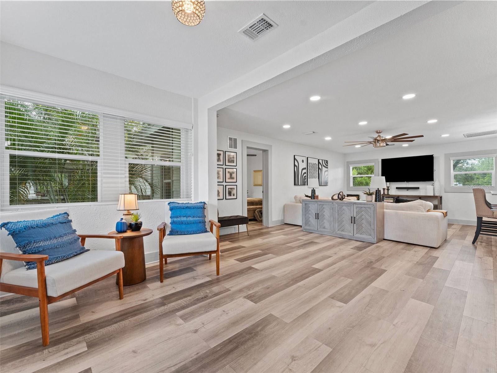 5012 N BRANCH AVE, TAMPA, FL, 33603