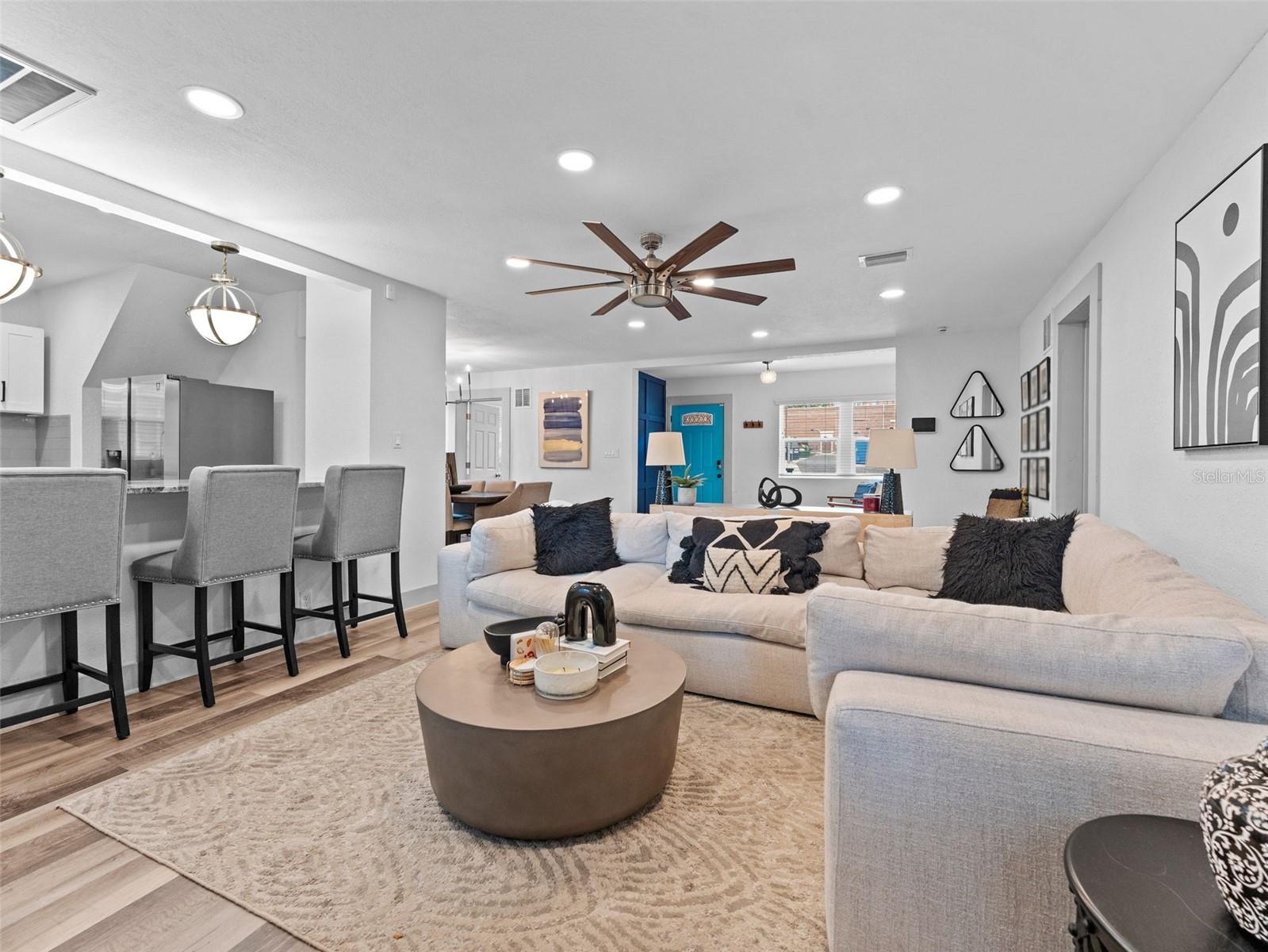 5012 N BRANCH AVE, TAMPA, FL, 33603