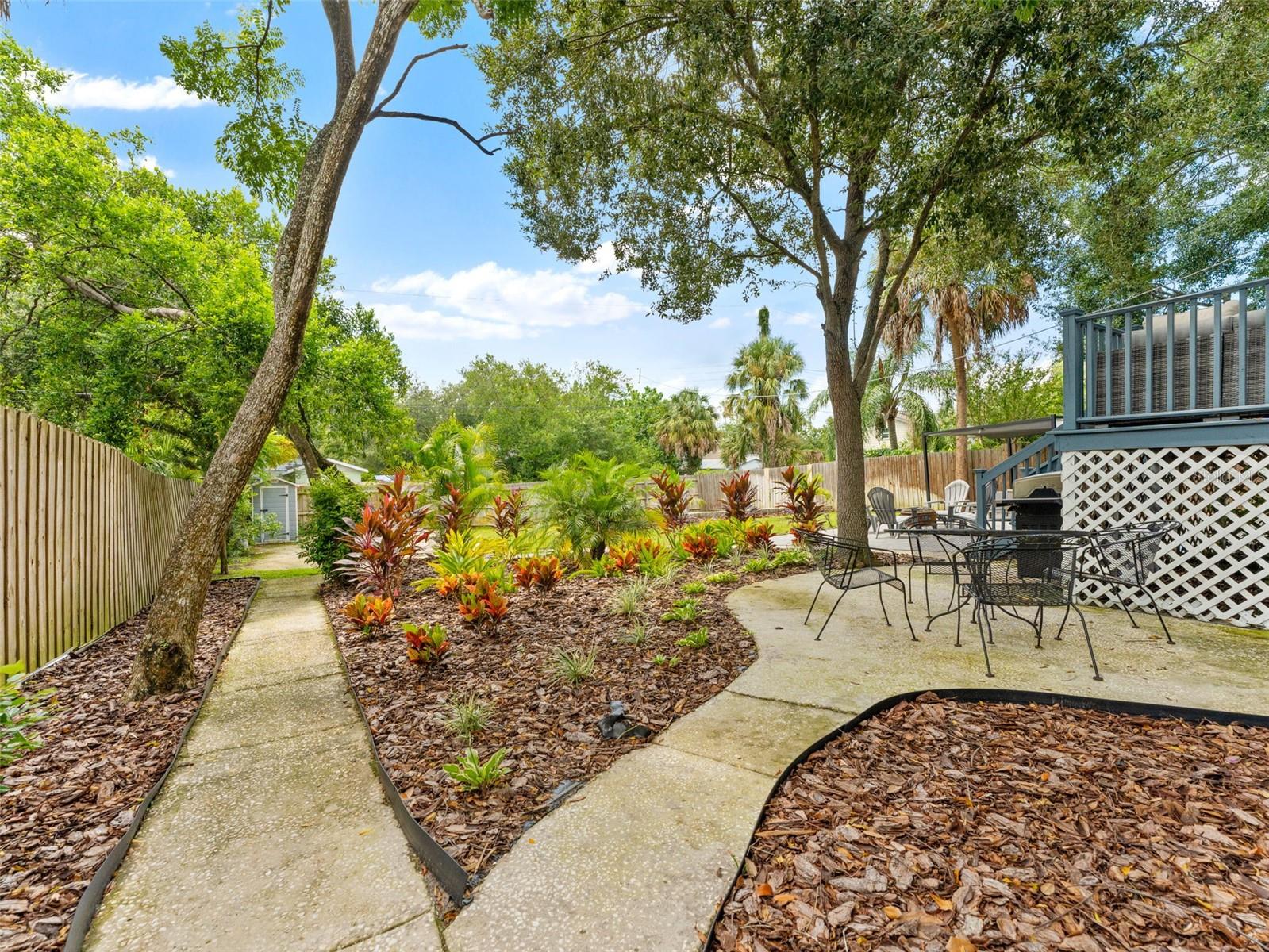 5012 N BRANCH AVE, TAMPA, FL, 33603