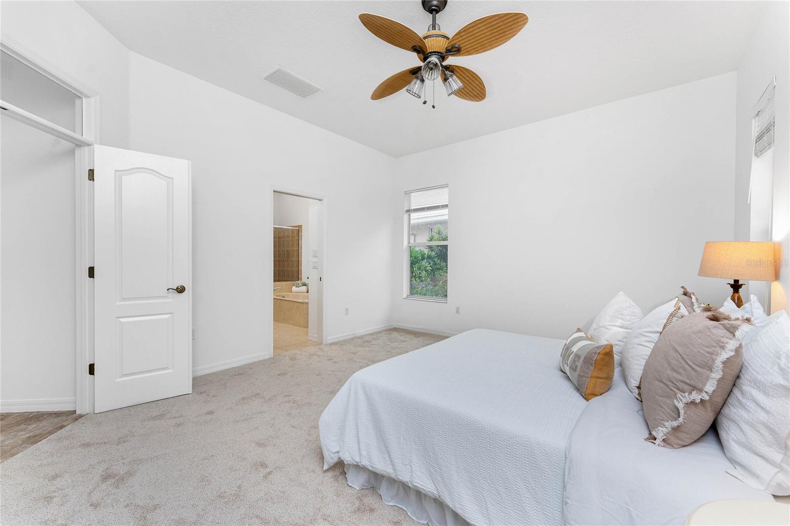 680 LAKESCENE DR, VENICE, FL, 34293