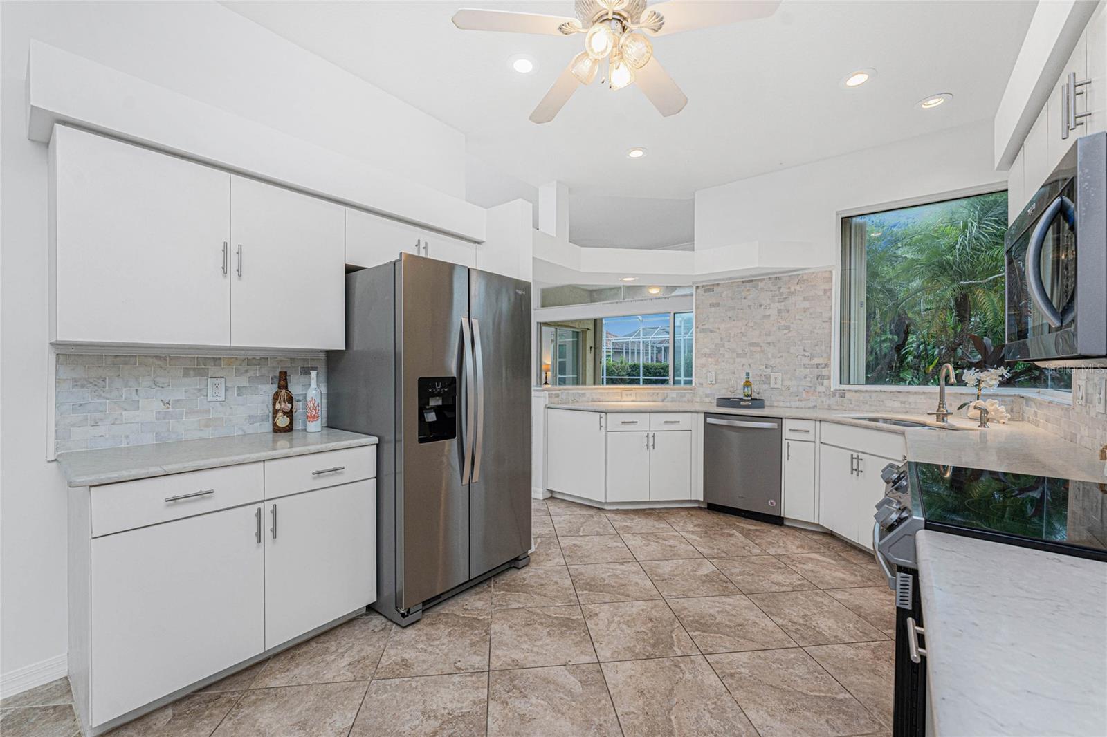 680 LAKESCENE DR, VENICE, FL, 34293