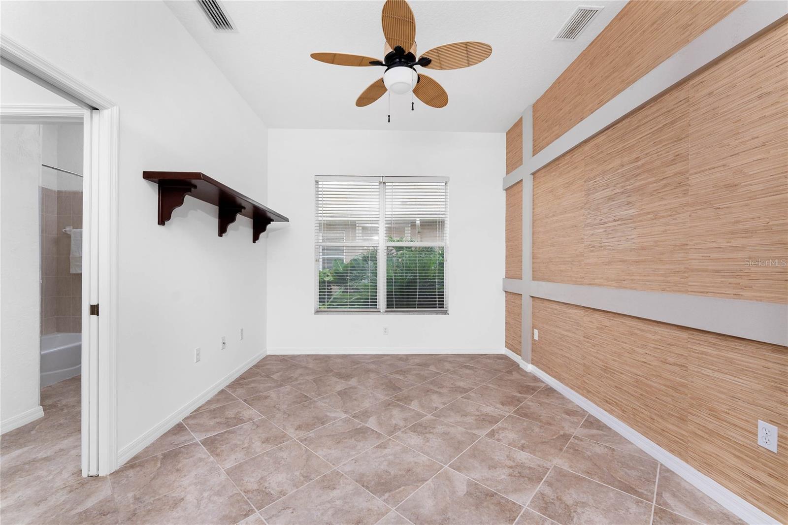 680 LAKESCENE DR, VENICE, FL, 34293