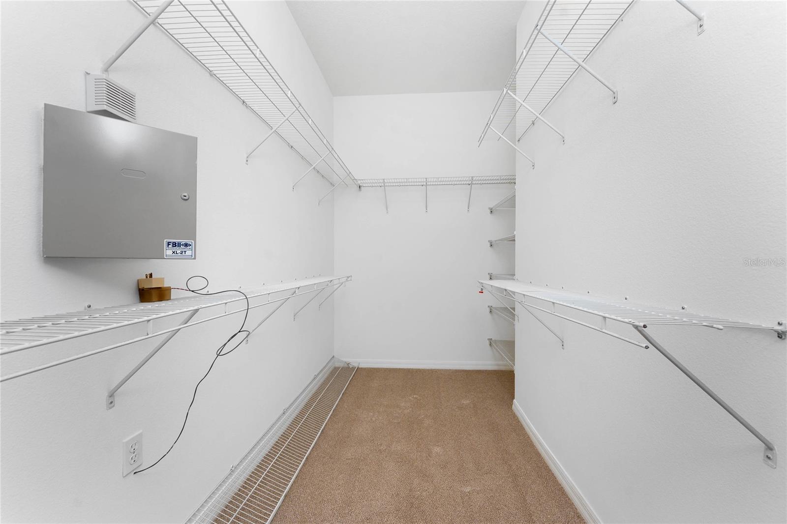 680 LAKESCENE DR, VENICE, FL, 34293