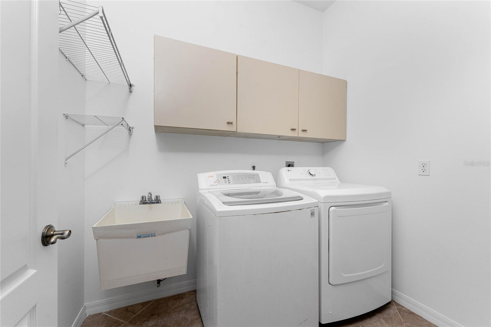 680 LAKESCENE DR, VENICE, FL, 34293