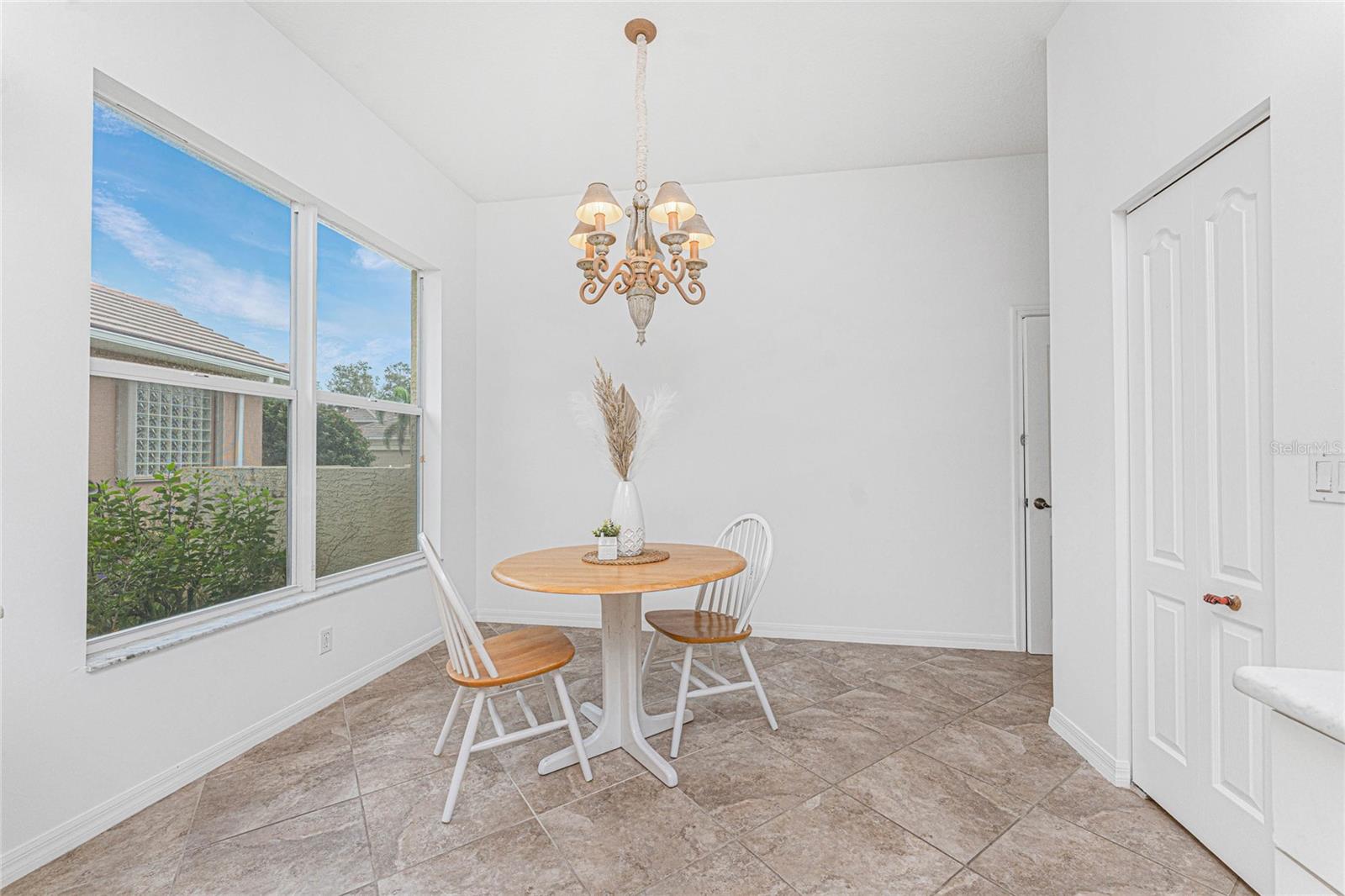 680 LAKESCENE DR, VENICE, FL, 34293