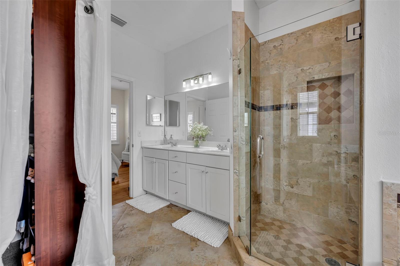 2400 FORMOSA AVE, ORLANDO, FL, 32804