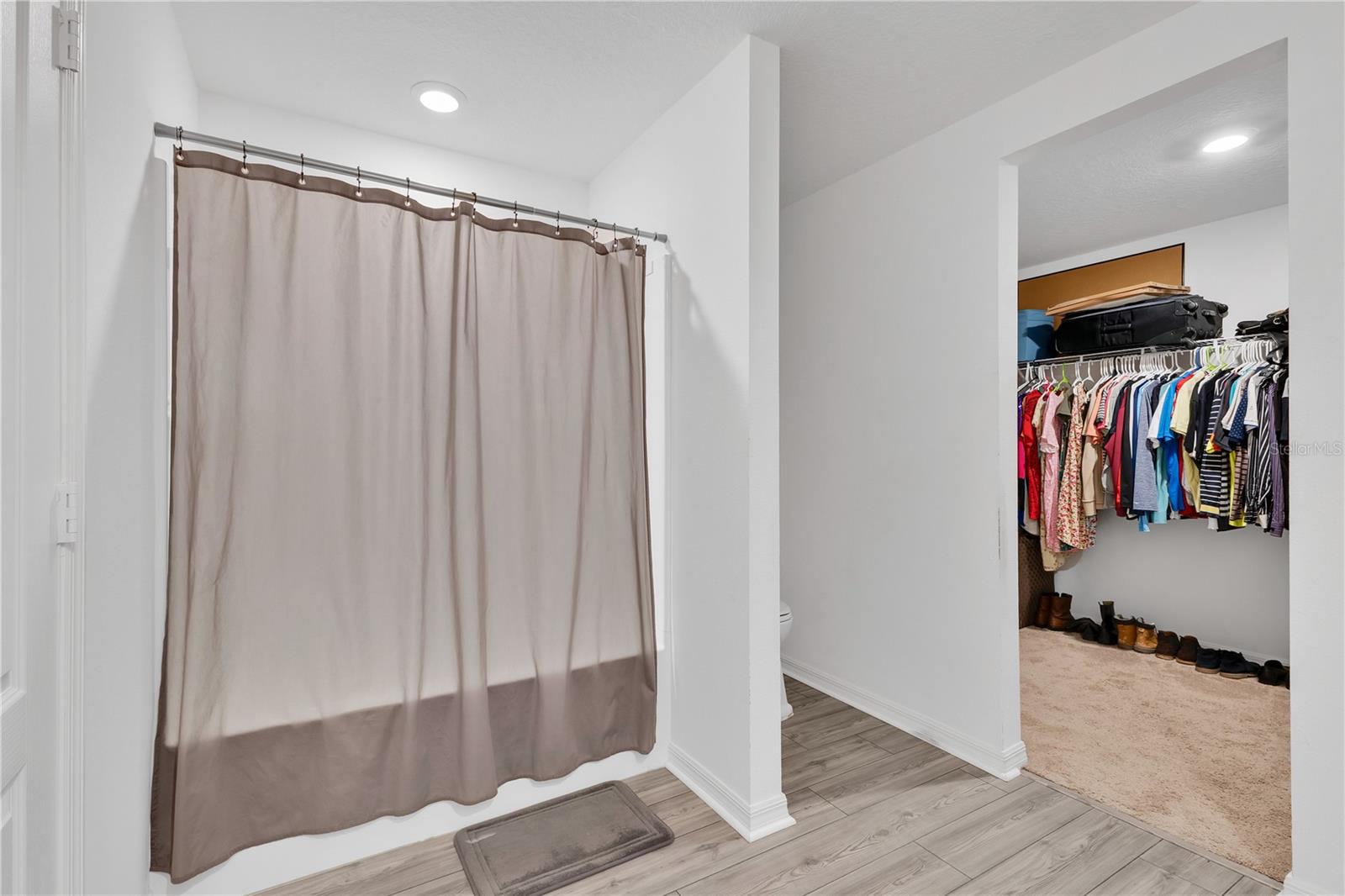 205 CIMARRON DR, KISSIMMEE, FL, 34759